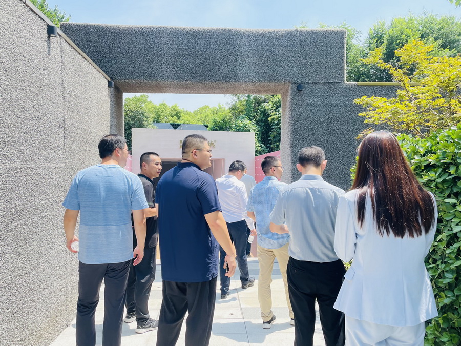 1691741925752104.jpg 202308110003.jpg